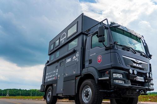 国产4x4四驱房车视频,驾驭自由，尽享户外生活